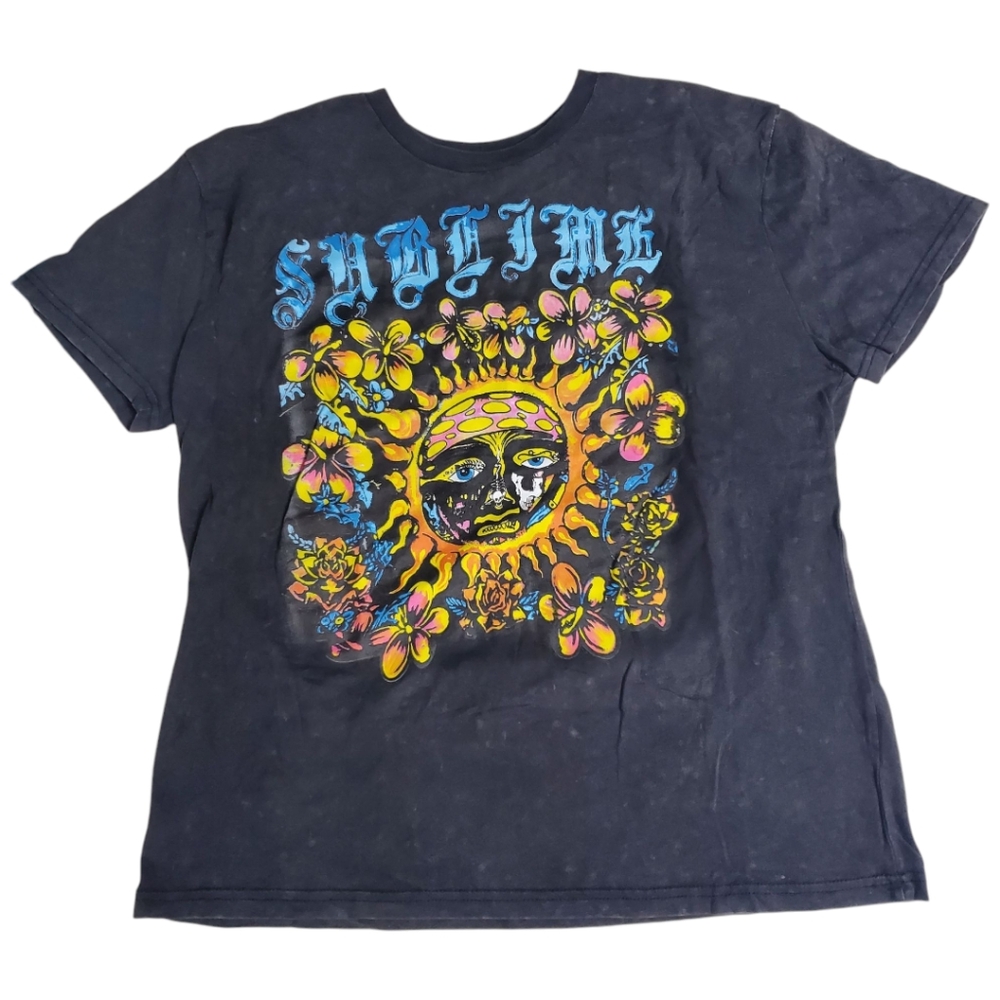 Sublime (L) Graphic T-Shirt with Sun and Flowers - Picture 4 of 5